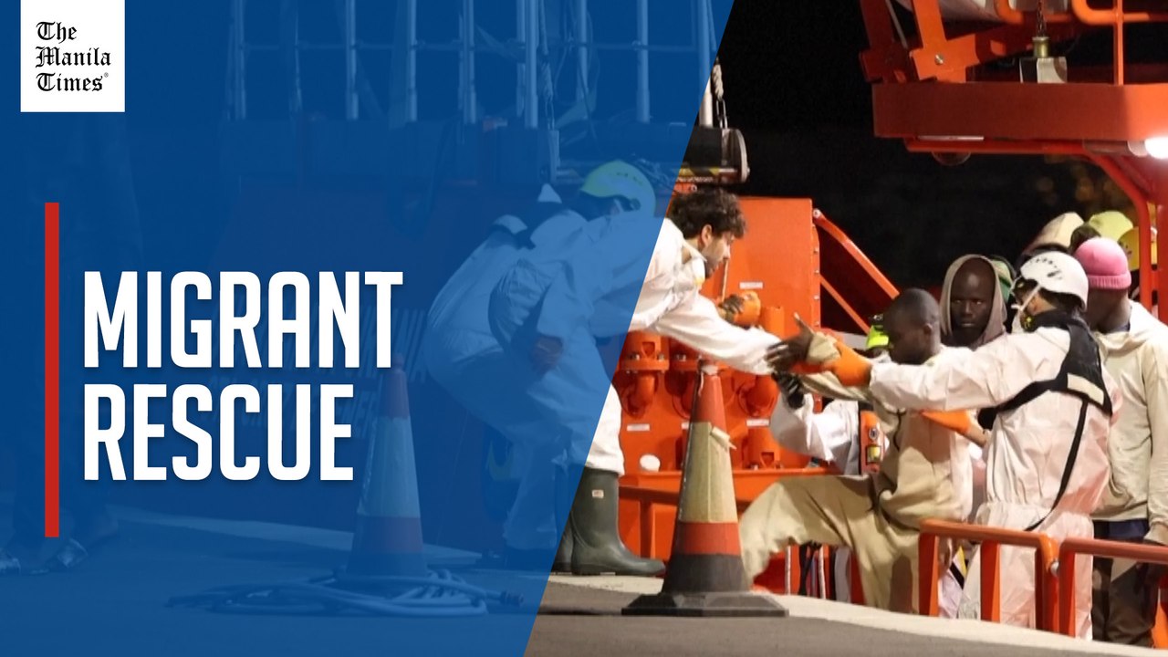 Spain rescues 32 migrants off Canary Islands, Red Cross says