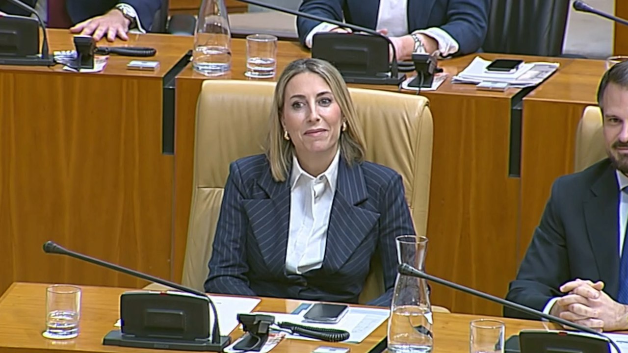 María Guardiola investida presidenta de Extremadura con el apoyo de Vox