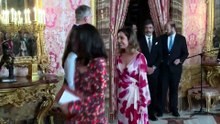 Los Reyes celebran un almuerzo con el mundo de las letras españolas en el Palacio Real