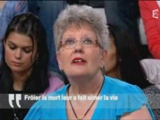 Frôler la mort leur a fait aimer le vie (3-3)