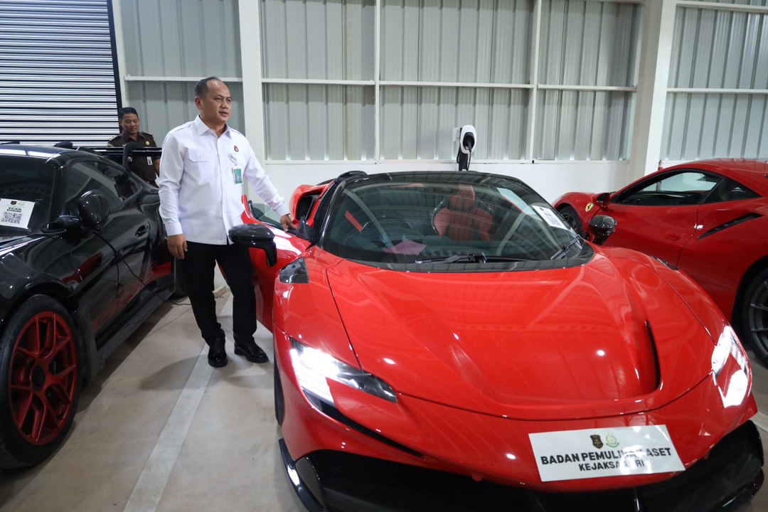 Kejagung Bareng BPA Gelar ‘Bazar’ Aset Koruptor, Sejumlah Mobil Mewah Dilelang