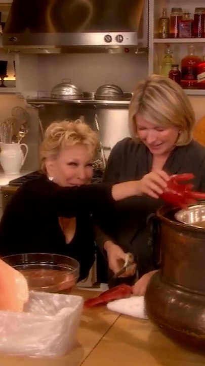 Martha Stewart and Bette Midler Make Spooky "Hand" Punch