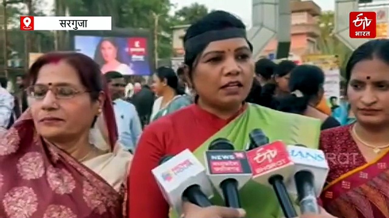 बीजेपी महिला कार्यकर्ताओं का प्रदर्शन, कांग्रेस को बताया महिला आरक्षण विरोधी, पुतला फूंककर जताया विरोध