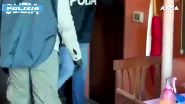 Rete neonazisti e antisemiti online, arrestato 19enne a Pavia