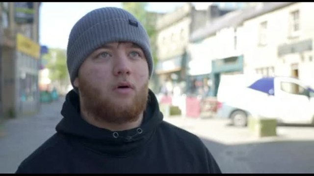 Divieto di fumo a vita per under 17, cosa ne pensano i britannici