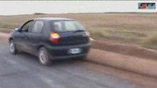 Fiat Palio con Locker en pavimento