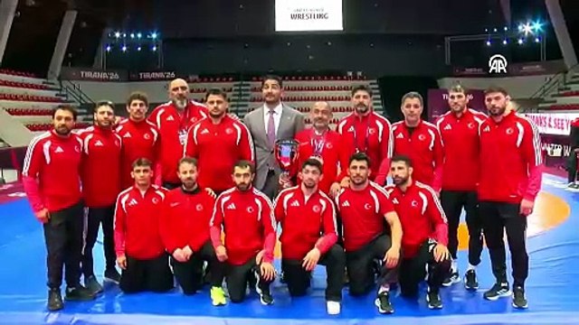 Grekoromen Güreş Milli Takımı, Avrupa ikincisi oldu | Ajansspor | AA