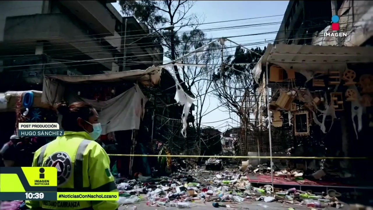 Edificios y puestos calcinados tras incendio en inmediaciones del Mercado de Sonora: