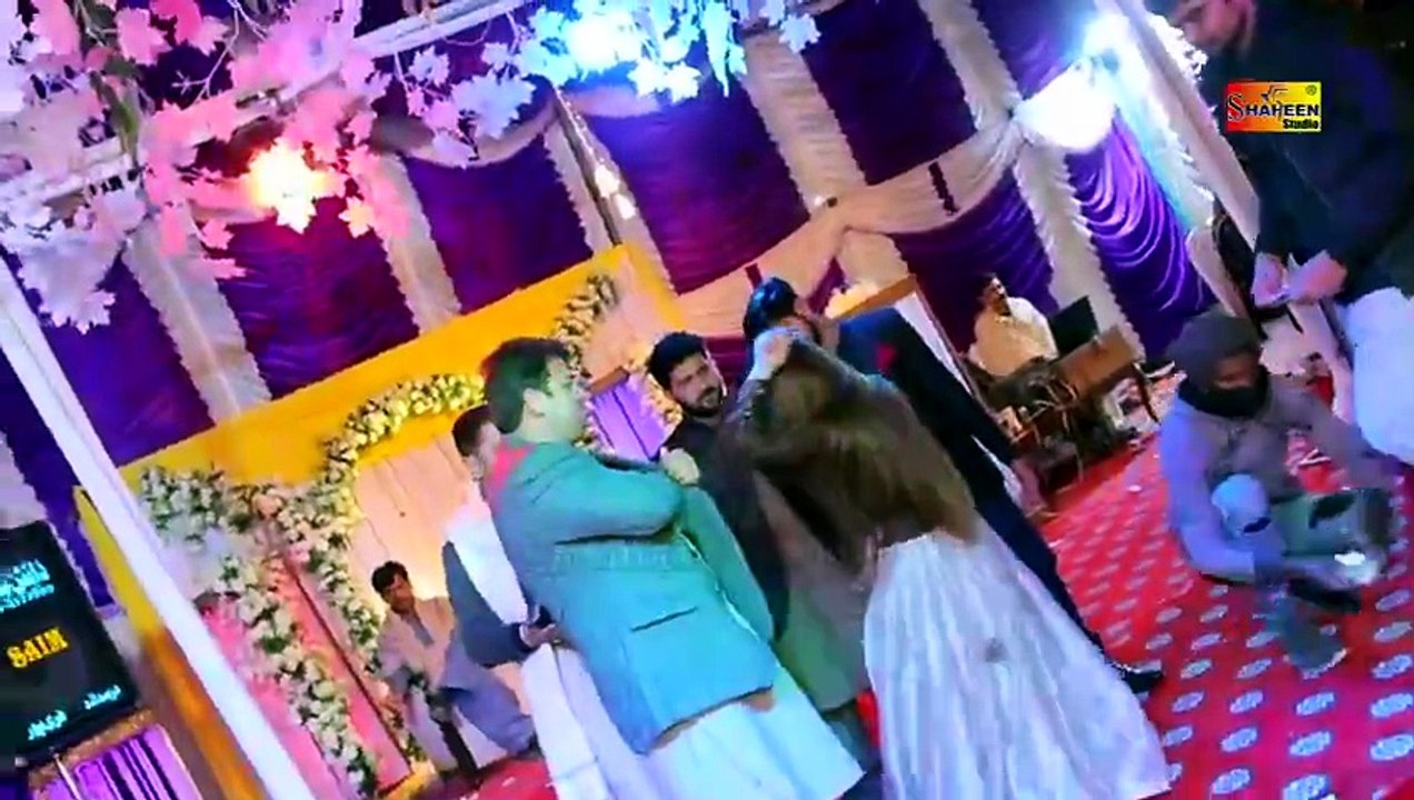 - Log Puchdin Dholey Da K Haal Hey  Chiriya Queen  Latest Dance Performance_480p