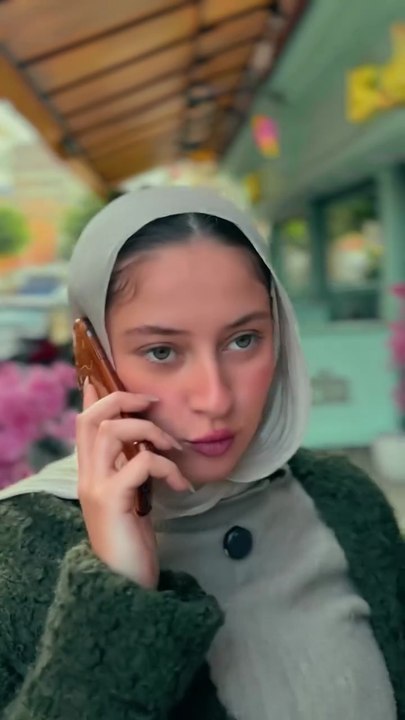 لما صاحبتك تعمل معاكي الصح 😂🙆😂 #shorts #trending #reels #explorepage #foryou #foryoupage #trendingnow #viralvideos #viralreels #trendingsound #Shorts #YouTubeShorts #New #MustWatch #WatchNow #DailyShorts #Entertainment #ShortsFeed #love #instagood #pho