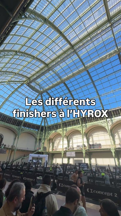 Les premiers athlètes de l’édition 2026 ont passé la ligne d’arrivée 🏁 #hyrox #hyroxparis #HYX