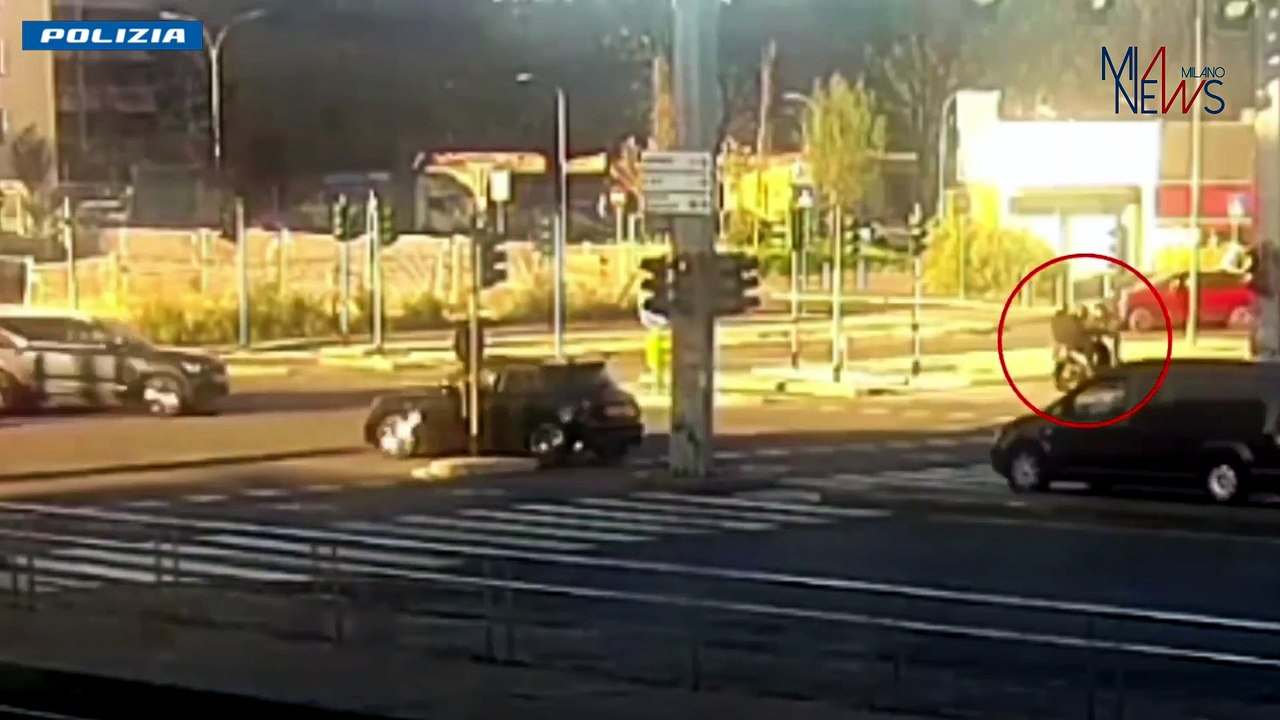 Milano, rapina a mano armata per rubare un orologio “di lusso”. Ma era una replica da 200 euro