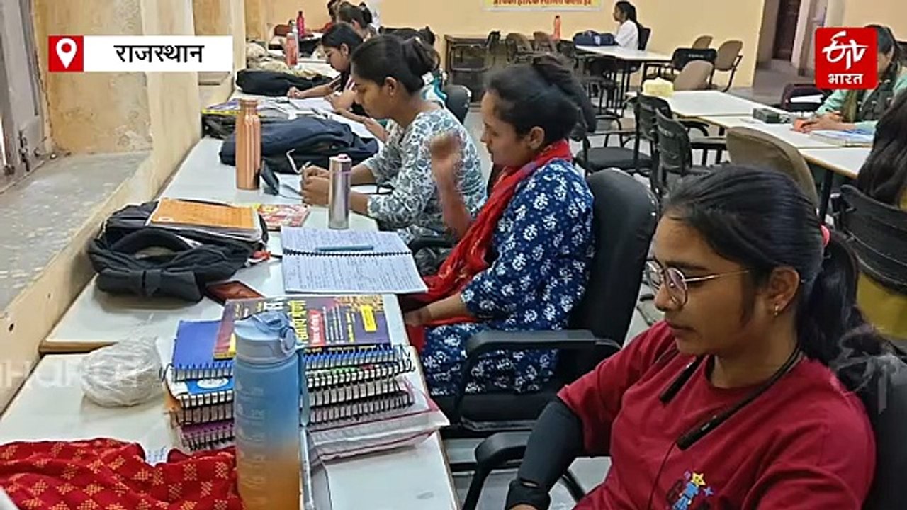 विश्व पुस्तक दिवस : 70 सालों से यह पुस्तकालय बना है 'ज्ञान का मंदिर', संवार रहा युवाओं का भविष्य