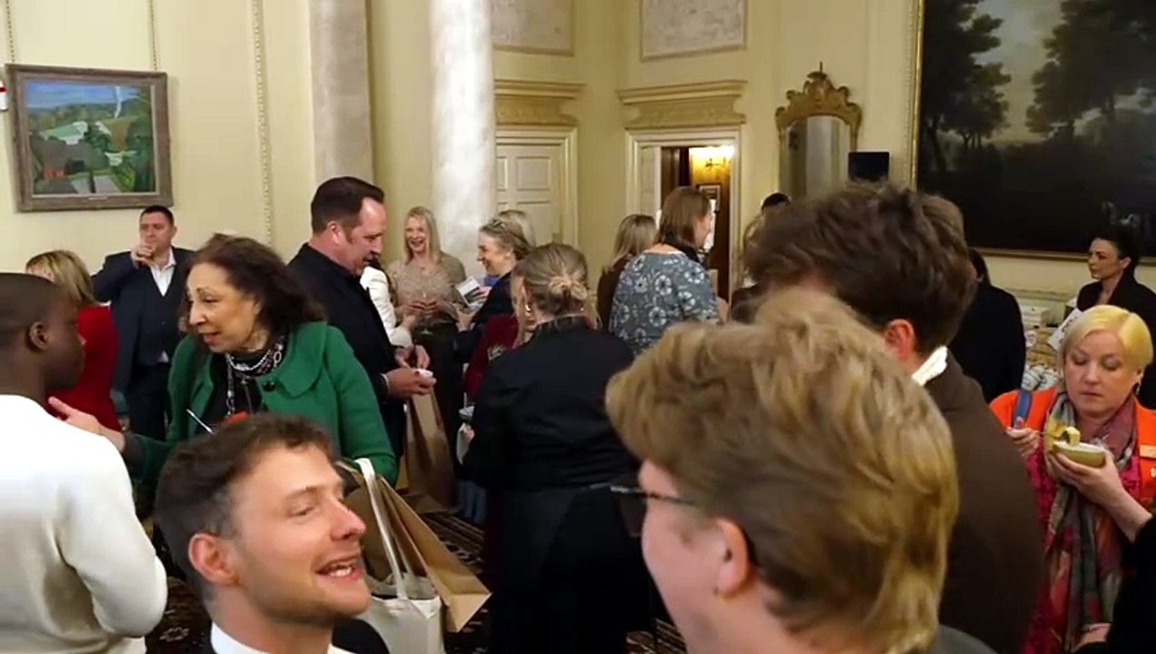 PM celebrates St George's Day at 10 Downing Street