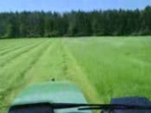 818 avec la faucheuse krone