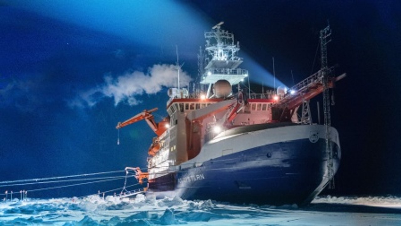 Expedition Arktis · Ein Jahr. Ein Schiff. Im Eis.