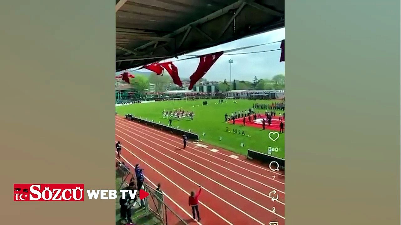 Sosyal medyayı ayağa kaldıran bayrak görüntüsü