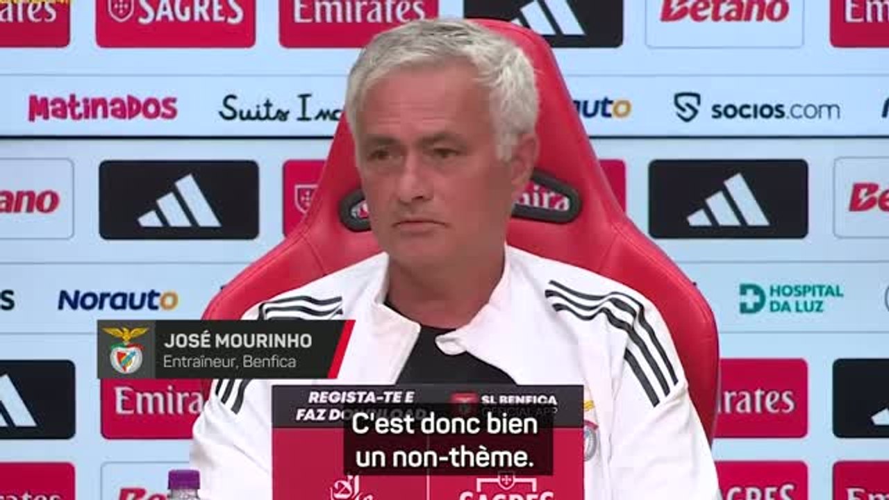 Benfica - Partira ? Partira pas ? Mourinho rigole de son avenir avec un journaliste