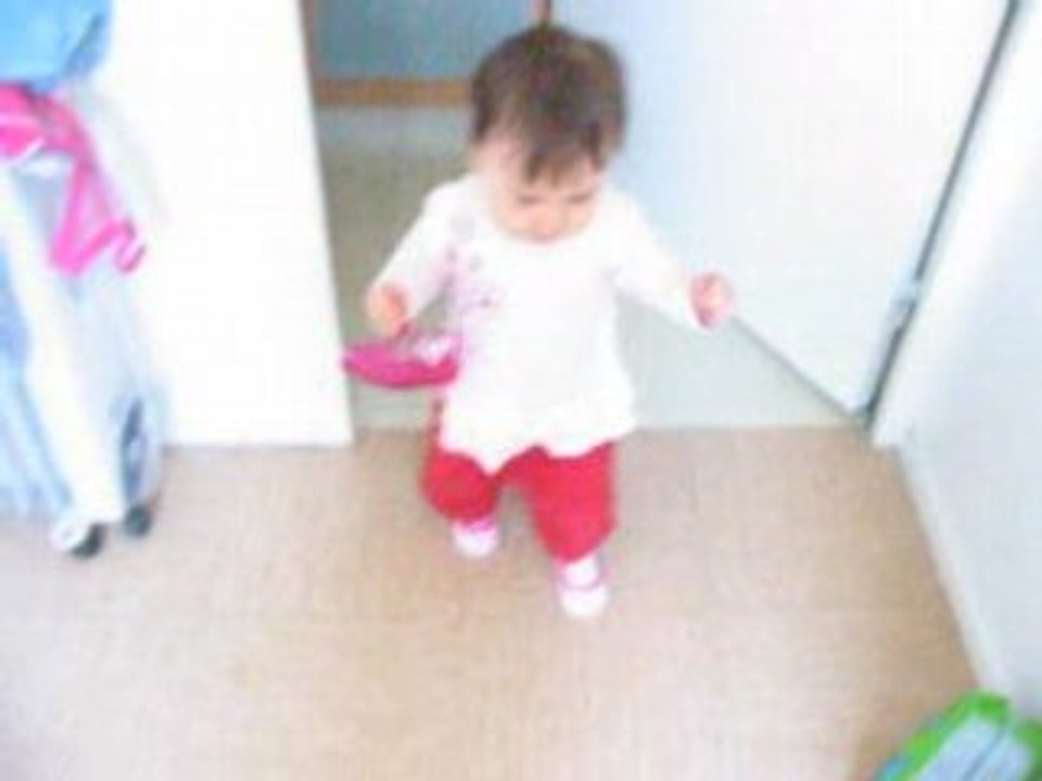 Premiers vrais pas d'Emy