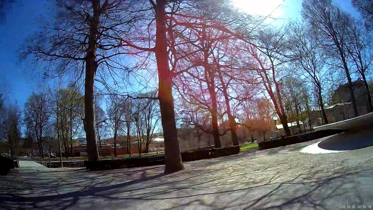 I Paradiset möter vi de andra som är Frälsta. På promenad i Örebro 20 April 2026 Del 1