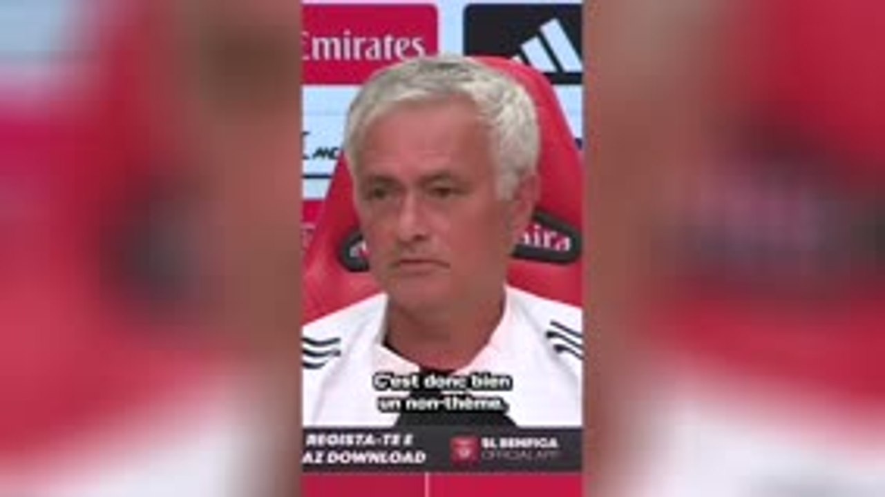 Benfica - Partira ? Partira pas ? Mourinho rigole de son avenir avec un journaliste