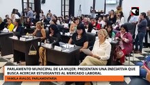 Presentan una iniciativa que busca acercar estudiantes al mercado laboral