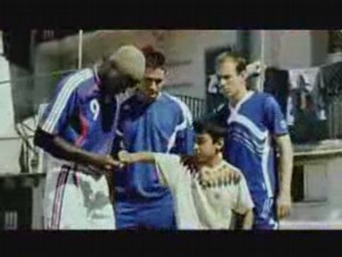 Pub Adidas l'équipe impossible 2006
