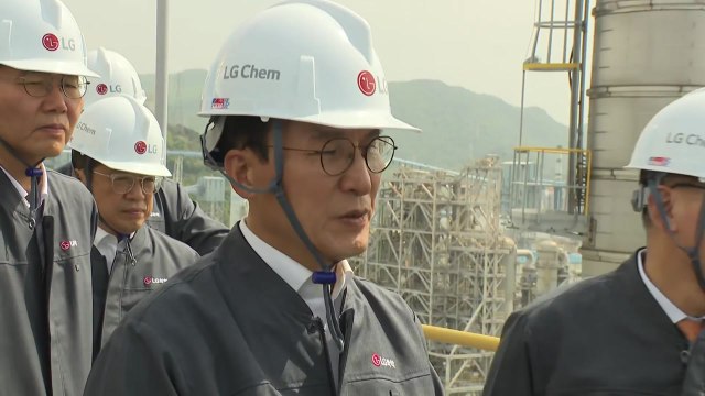 김 총리, 여수 석유화학공장 방문...나프타 수급 점검 / YTN
