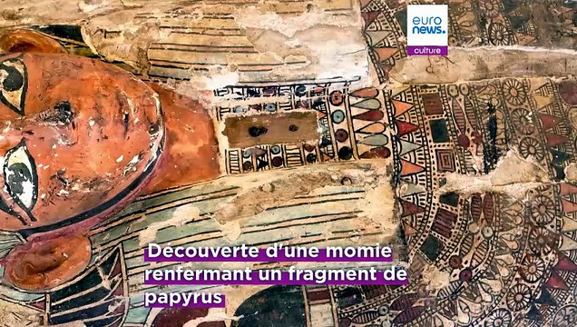 Les archéologues espagnols découvrent en Égypte une momie contenant un fragment de l' Iliade