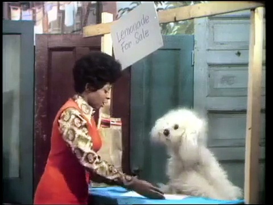 Sesame Street S01E084 (Episode 0084) - Rufus opens a lemonade stand