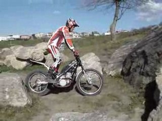 Essai du nouvel amortisseur Olhins (Trialmag)