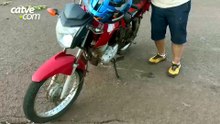 Motorista de carro foge após acidente com moto no Interlagos