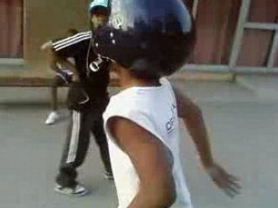 Footballeur de casque