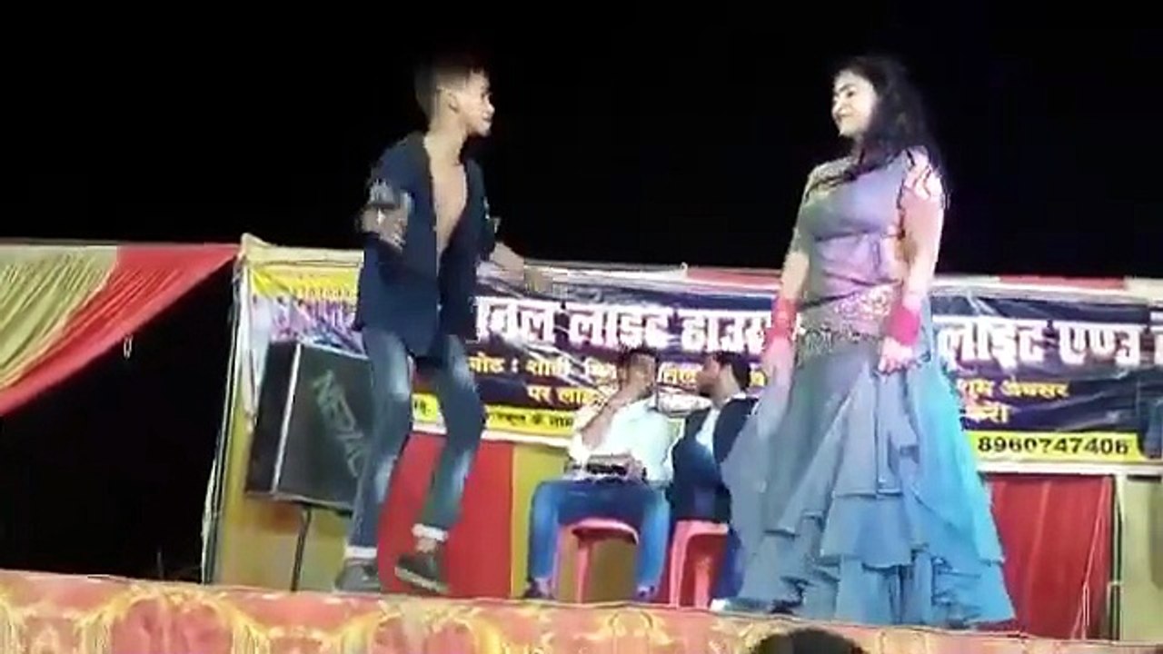 nisha pandey aur ladhaka ka mukabala Arkestra dance bihar