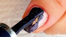 Cozy up your nails with this sweater design💅