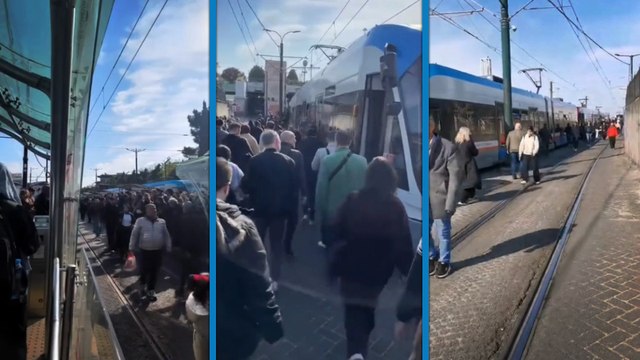 Kabataş-Bağcılar Tramvay Hattı'nda yaşanan arıza nedeniyle seferler aksadı; yolcular raylarda yürüdü