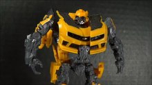 TRANSFORMERS: Dark of the Moon Nitro BUMBLEBEE Canadia' Reviewer Ep.176