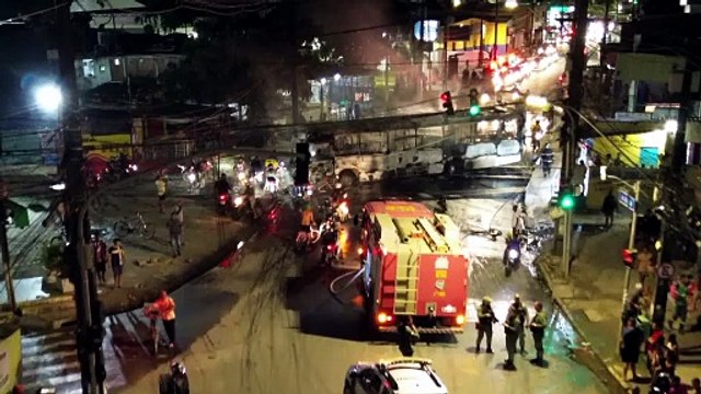 Incêndio de Ônibus no Recife: A Consequência Violenta de Protestos e Ações Policiais na Zona Sul