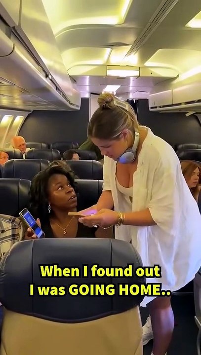 Soldier surprises wife on airplane when he upgrades her seat ❤️🥹🥹