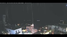 Il bolide illumina il cielo notturno sopra il Golfo della Spezia