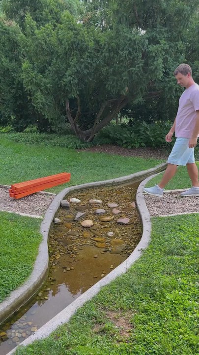 Survival Bridge Hack – Nature Style!🌊