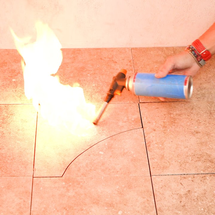 A useful hack for removing tiles 🔥 how to save...