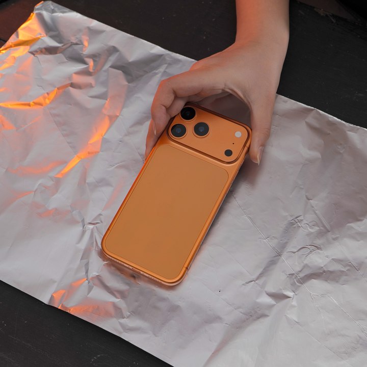 Turn your iPhone 17 into a statement piece 📱