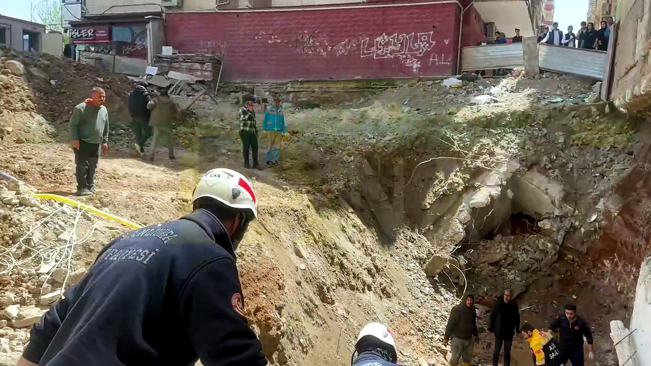 Şanlıurfa Haliliye’de İnşaattan Düşen İşçi Yaralandı