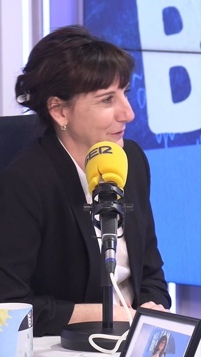 Malena Alterio guarda un mechón de pelo de uno de sus primeros personajes
