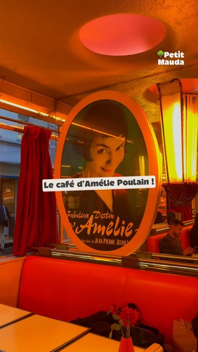 ☕️ Bienvenue chez Amélie Poulain : Le café le plus culte de Montmartre ! 🎬🍓👉🏻 Et abonne-toi a Petit Mauda pour plus d’inspiration ! 🌳 ©️ Crédit : @petitmauda