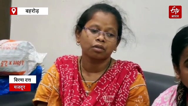 नीमराणा में कबाड़ के गोदाम में लगी भीषण आग, महिला झुलसी, आधा दर्जन दमकलों ने पाया आग पर काबू