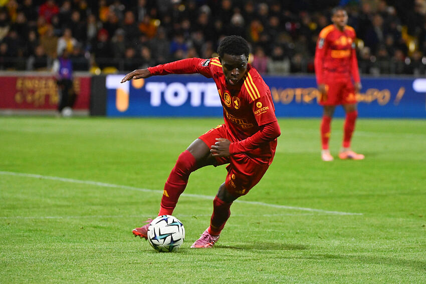 Ligue 2 : Laval résiste contre Rodez mais reste dans la zone rouge !