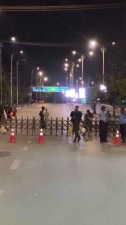 Security tightens in Pakistan as Iran talks approach