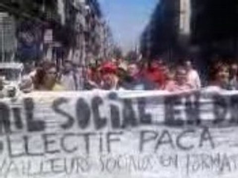 Manif des travailleurs sociaux en formation à Marseille